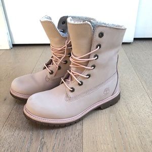 Ladies pink timberland waterproof boots 6.5